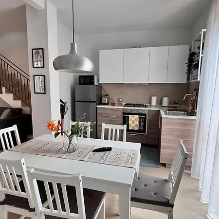 Viola's Charming House 기아레